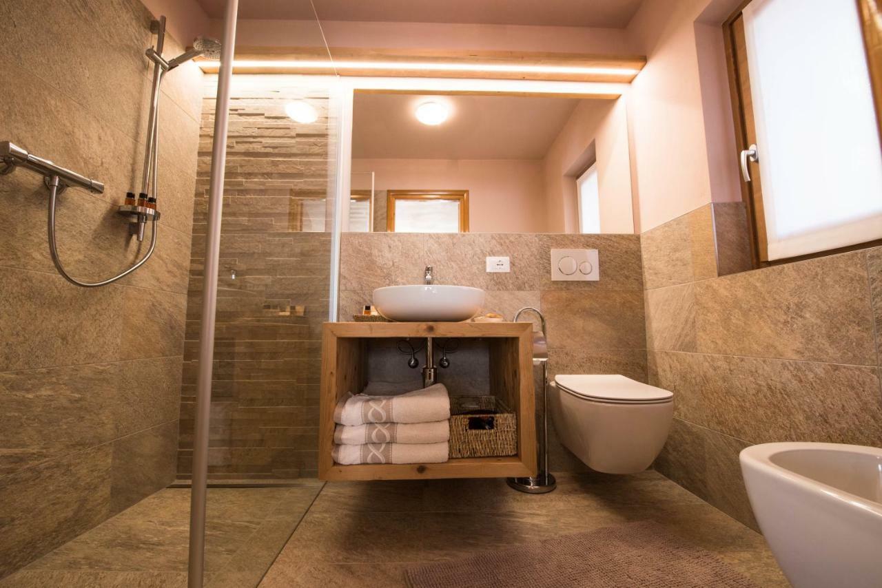 Casa Al Rin Apartment Isolaccia Ngoại thất bức ảnh